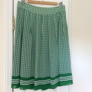 Talbots Kelly Green/White Pattern Pleated Skirt